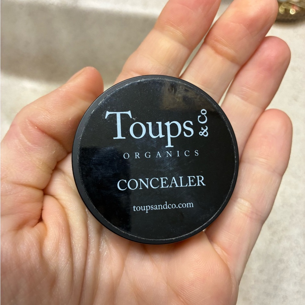 Toups & Co Organics Concealer in Fresh